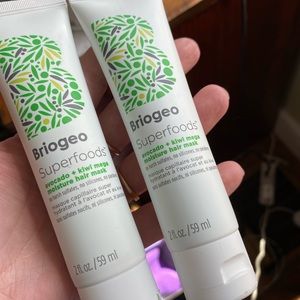 SEALED~ price is for 2 travel size (2 oz) moisture mask